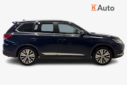 sininen Mitsubishi Outlander 2019 kuva 5.