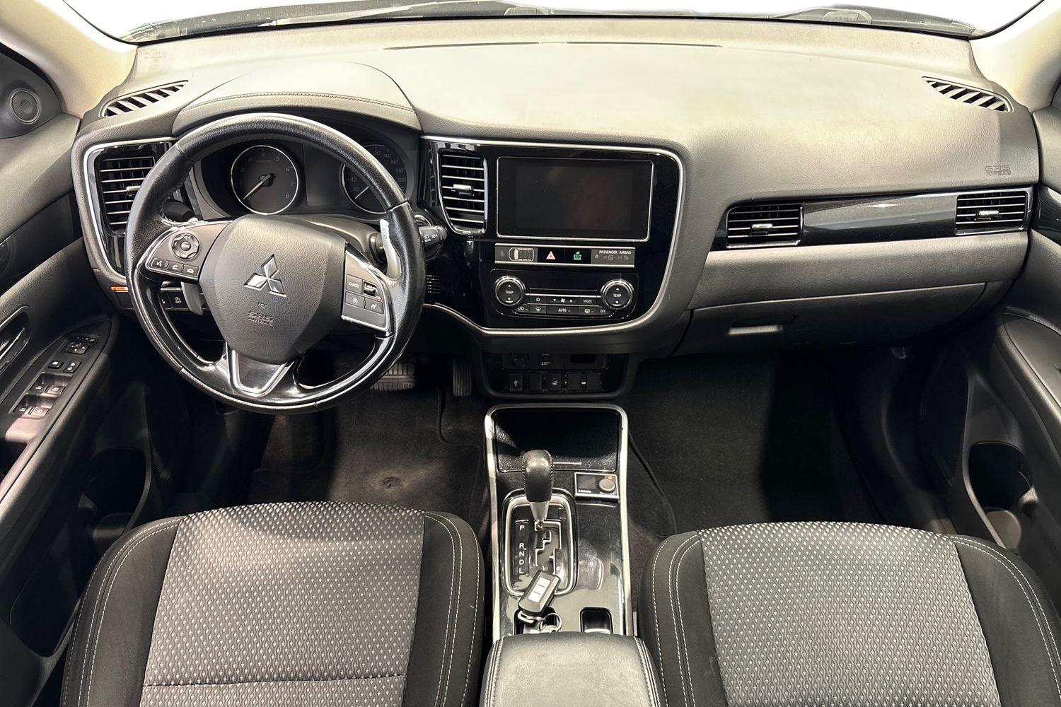 Mitsubishi Outlander 2019, kuva 7/30