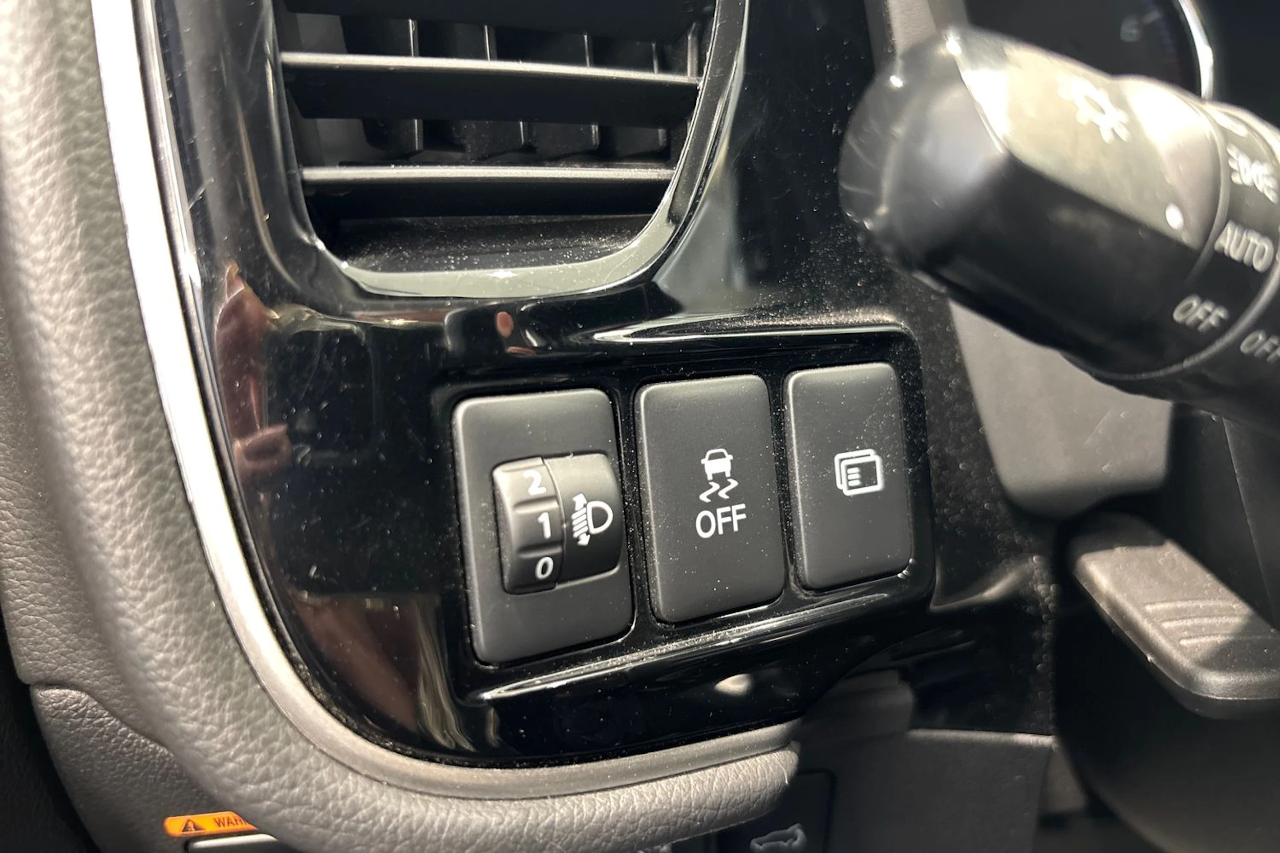 sininen Mitsubishi Outlander 2019 kuva 21.