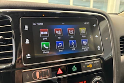 sininen Mitsubishi Outlander 2019 kuva 28.