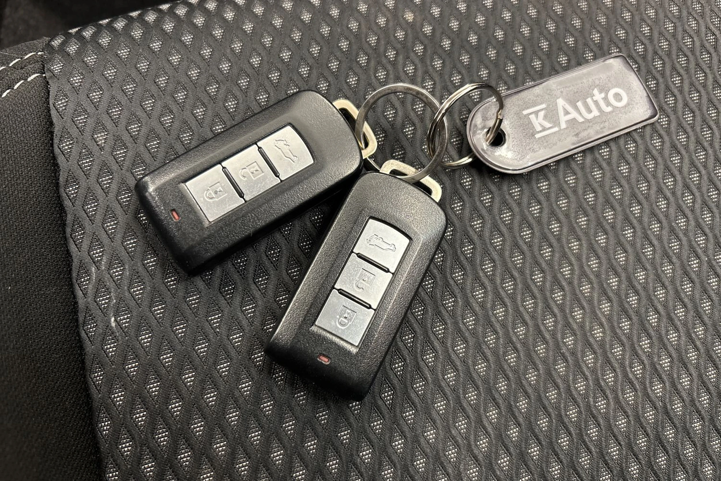 sininen Mitsubishi Outlander 2019 kuva 30.