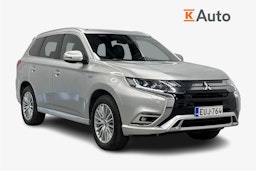 harmaa Mitsubishi Outlander 2019 kuva 1.