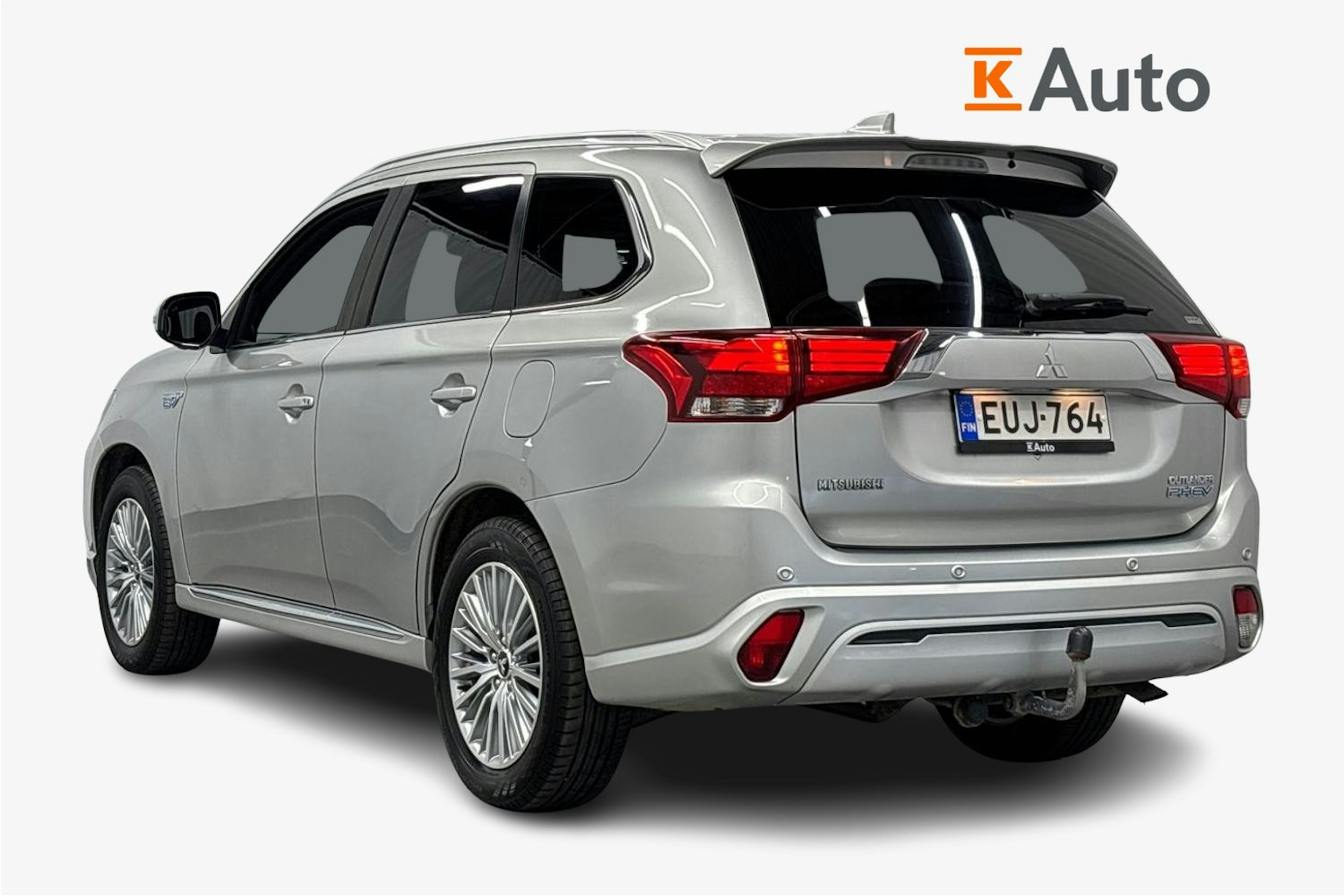 harmaa Mitsubishi Outlander 2019 kuva 2.