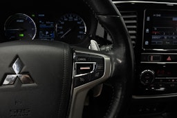 harmaa Mitsubishi Outlander 2019 kuva 21.