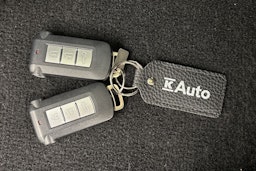 Harmaa Mitsubishi Outlander 2020 kuva 26.
