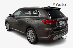 ruskea (beige) Mitsubishi Outlander 2020 kuva 2.