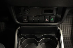 ruskea (beige) Mitsubishi Outlander PHEV 2020 kuva 21.