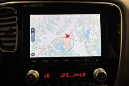 punainen Mitsubishi Outlander 2020 kuva 24.