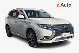 Valkoinen Mitsubishi Outlander 2021 kuva 1.