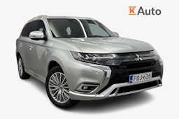 harmaa Mitsubishi Outlander 2021 kuva 1.