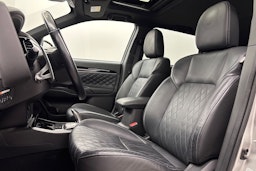harmaa Mitsubishi Outlander 2021 kuva 14.
