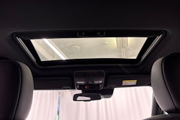 harmaa Mitsubishi Outlander 2021 kuva 25.