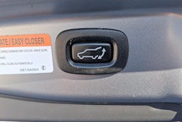 harmaa Mitsubishi Outlander PHEV 2014 kuva 14.