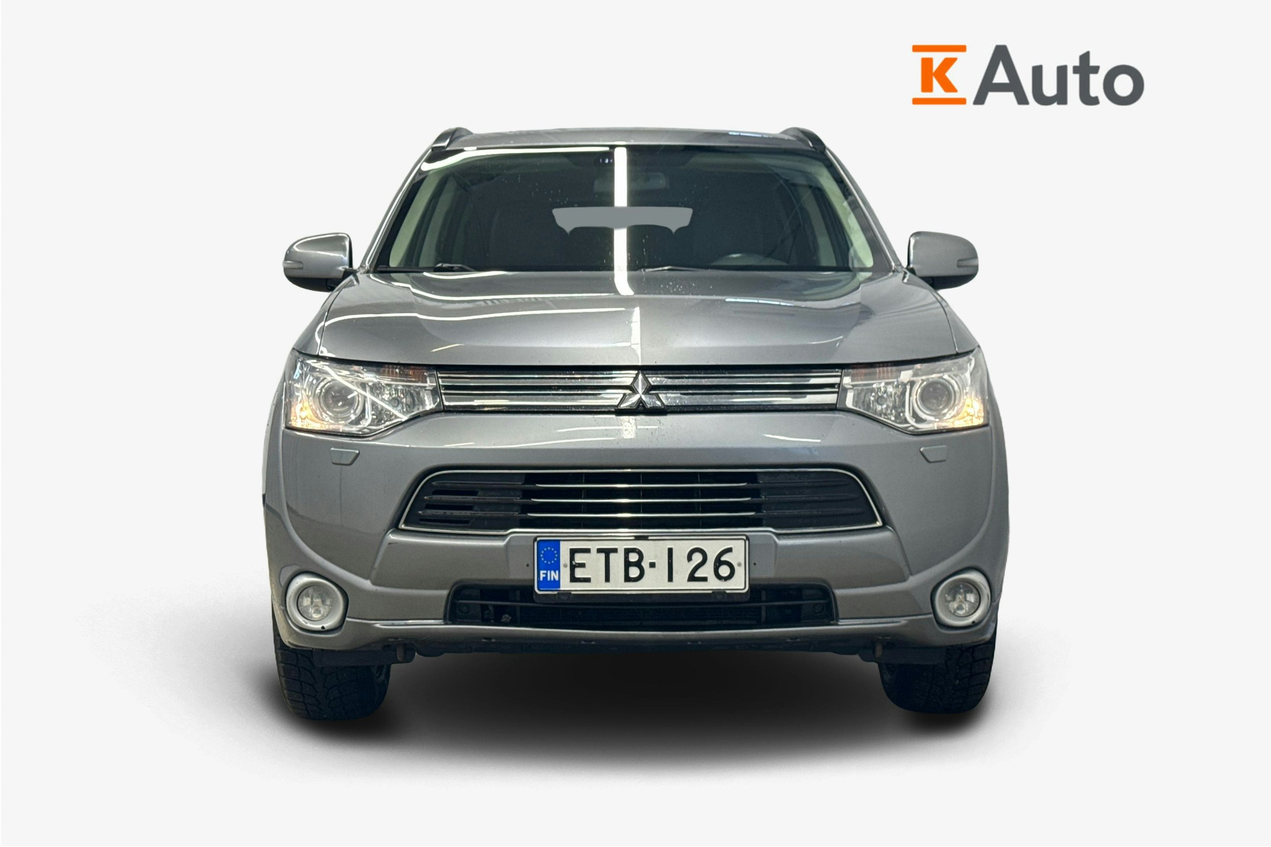 harmaa Mitsubishi Outlander PHEV 2014 kuva 4.