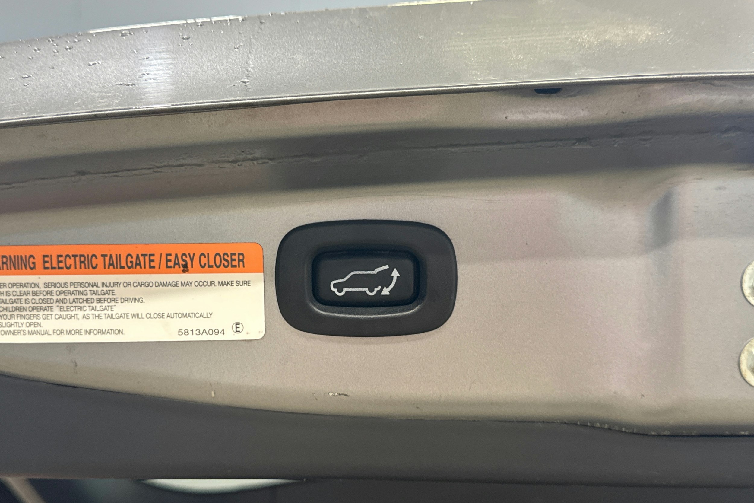 harmaa Mitsubishi Outlander PHEV 2014 kuva 25.