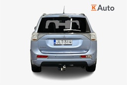 met. sininen Mitsubishi Outlander PHEV 2014 kuva 5.