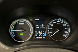 met. sininen Mitsubishi Outlander PHEV 2014 kuva 21.