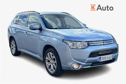 harmaa Mitsubishi Outlander PHEV 2014 kuva 1.