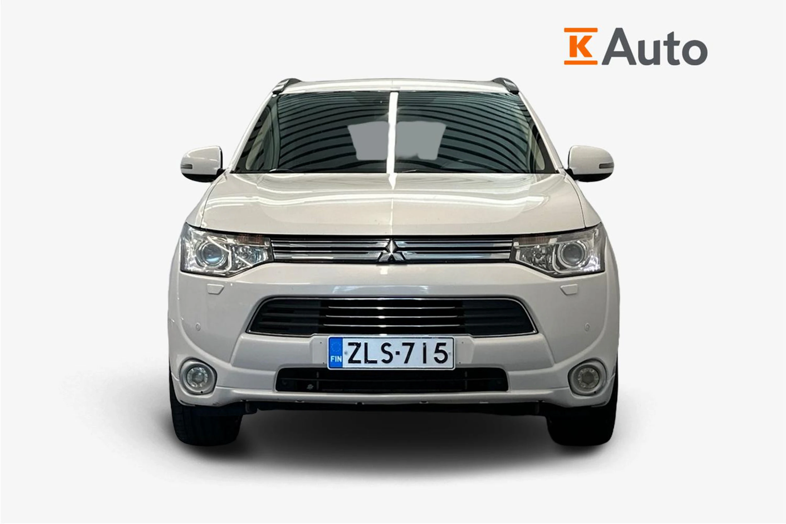 valkoinen Mitsubishi Outlander PHEV 2014 kuva 4.