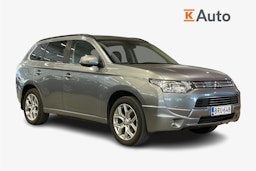 harmaa Mitsubishi Outlander PHEV 2015 kuva 1.