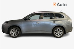 harmaa Mitsubishi Outlander PHEV 2015 kuva 6.
