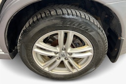 Harmaa Mitsubishi Outlander PHEV 2015 kuva 11.