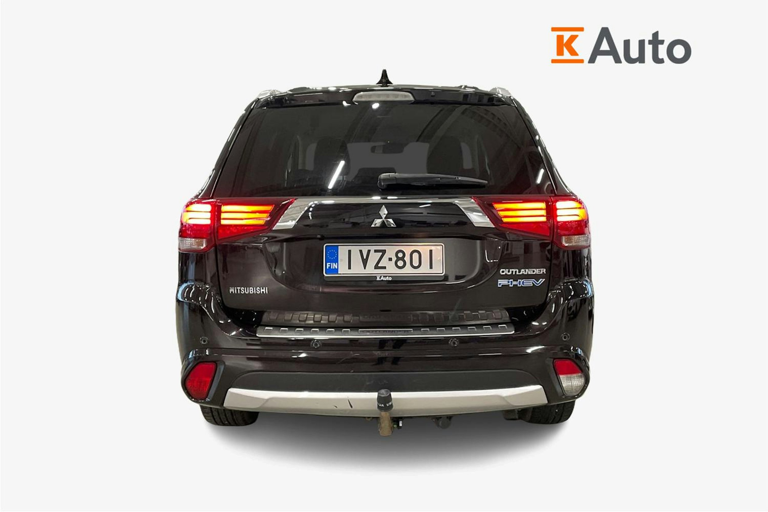musta Mitsubishi Outlander PHEV 2015 kuva 3.