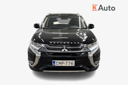 Musta Mitsubishi Outlander PHEV 2016 kuva 5.