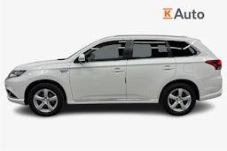 valkoinen Mitsubishi Outlander PHEV 2016 kuva 5.