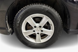 Musta Mitsubishi Outlander PHEV 2016 kuva 11.