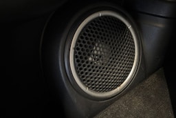 Musta Mitsubishi Outlander PHEV 2016 kuva 16.