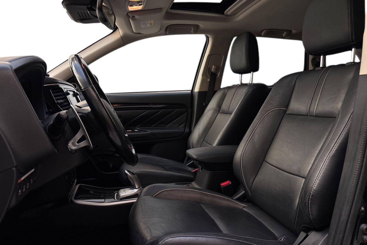 Mitsubishi Outlander PHEV 2017, photo 6/25