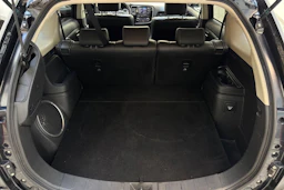 musta Mitsubishi Outlander PHEV 2017 kuva 23.