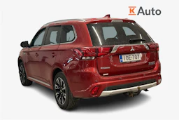 Punainen Mitsubishi Outlander PHEV 2018 kuva 2.