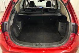 Punainen Mitsubishi Outlander PHEV 2018 kuva 13.