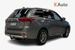 Harmaa Mitsubishi Outlander PHEV 2018 kuva 2.