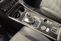 Harmaa Mitsubishi Outlander PHEV 2018 kuva 18.