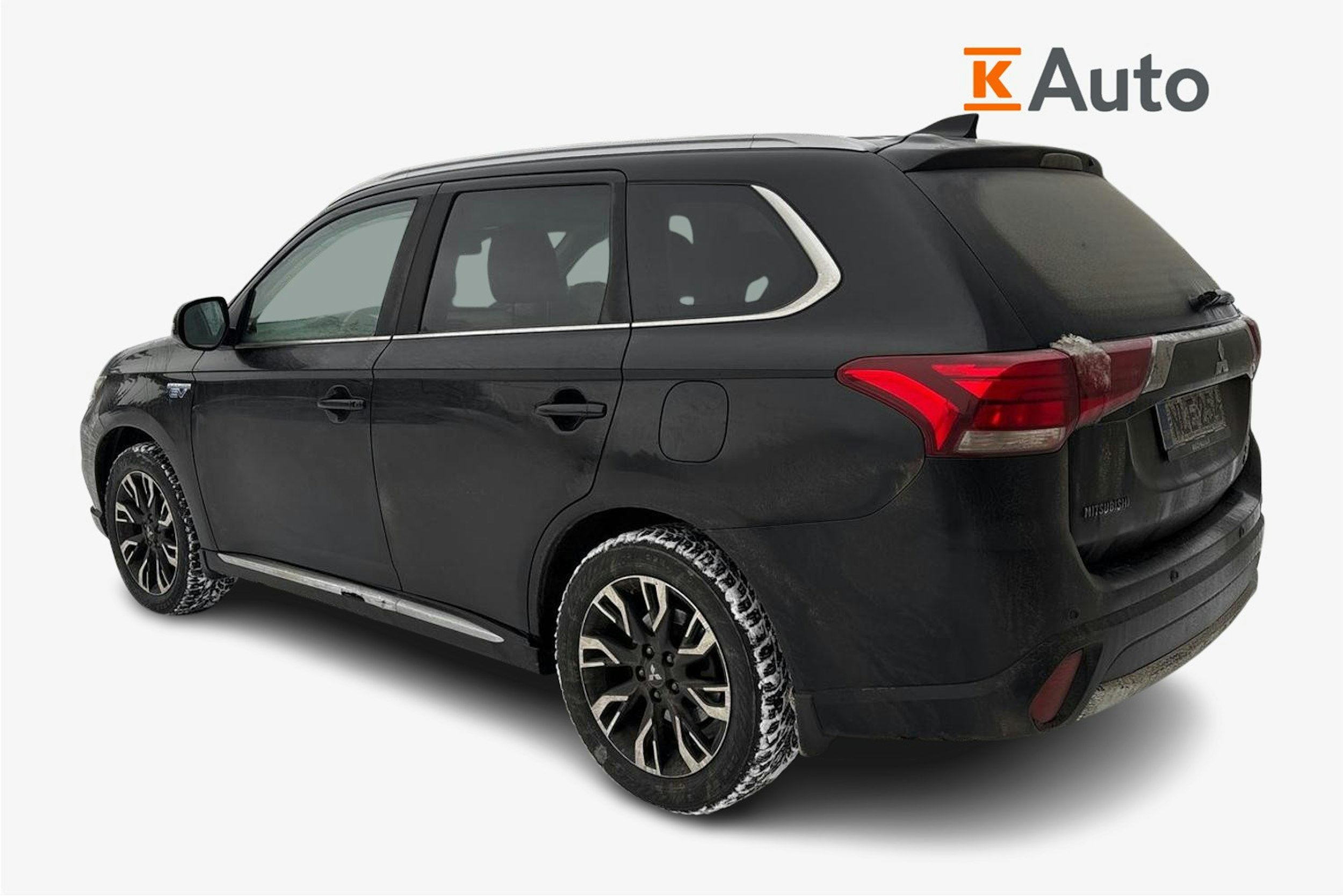 musta Mitsubishi Outlander PHEV 2018 kuva 2.