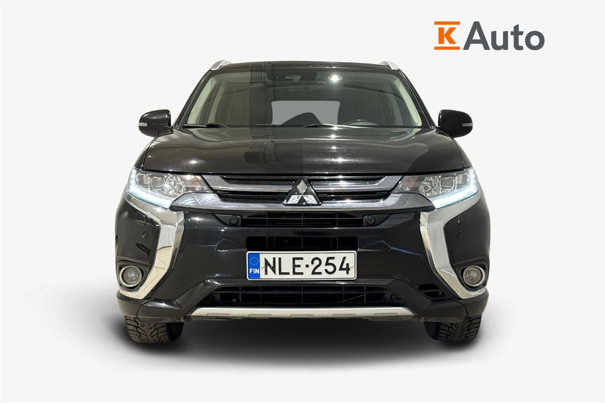 musta Mitsubishi Outlander PHEV 2018 kuva 4.