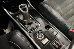 musta Mitsubishi Outlander PHEV 2018 kuva 22.