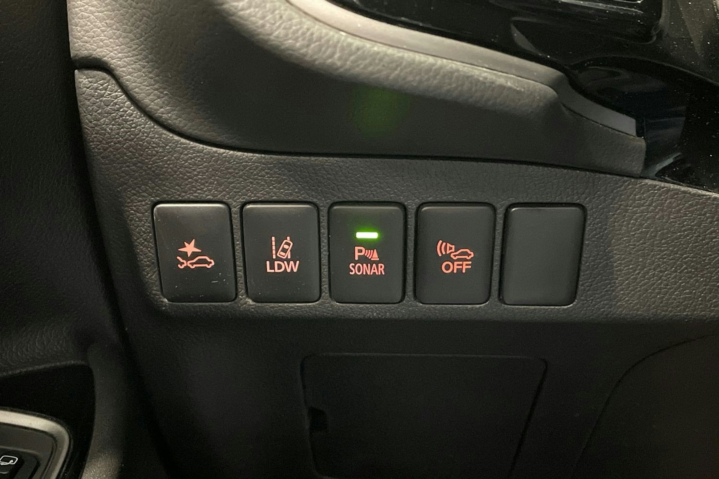 met. harmaa Mitsubishi Outlander PHEV 2018 kuva 20.