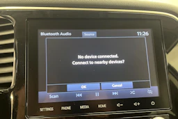 punainen Mitsubishi Outlander PHEV 2019 kuva 17.