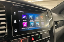 Hopea Mitsubishi Outlander PHEV 2019 kuva 17.