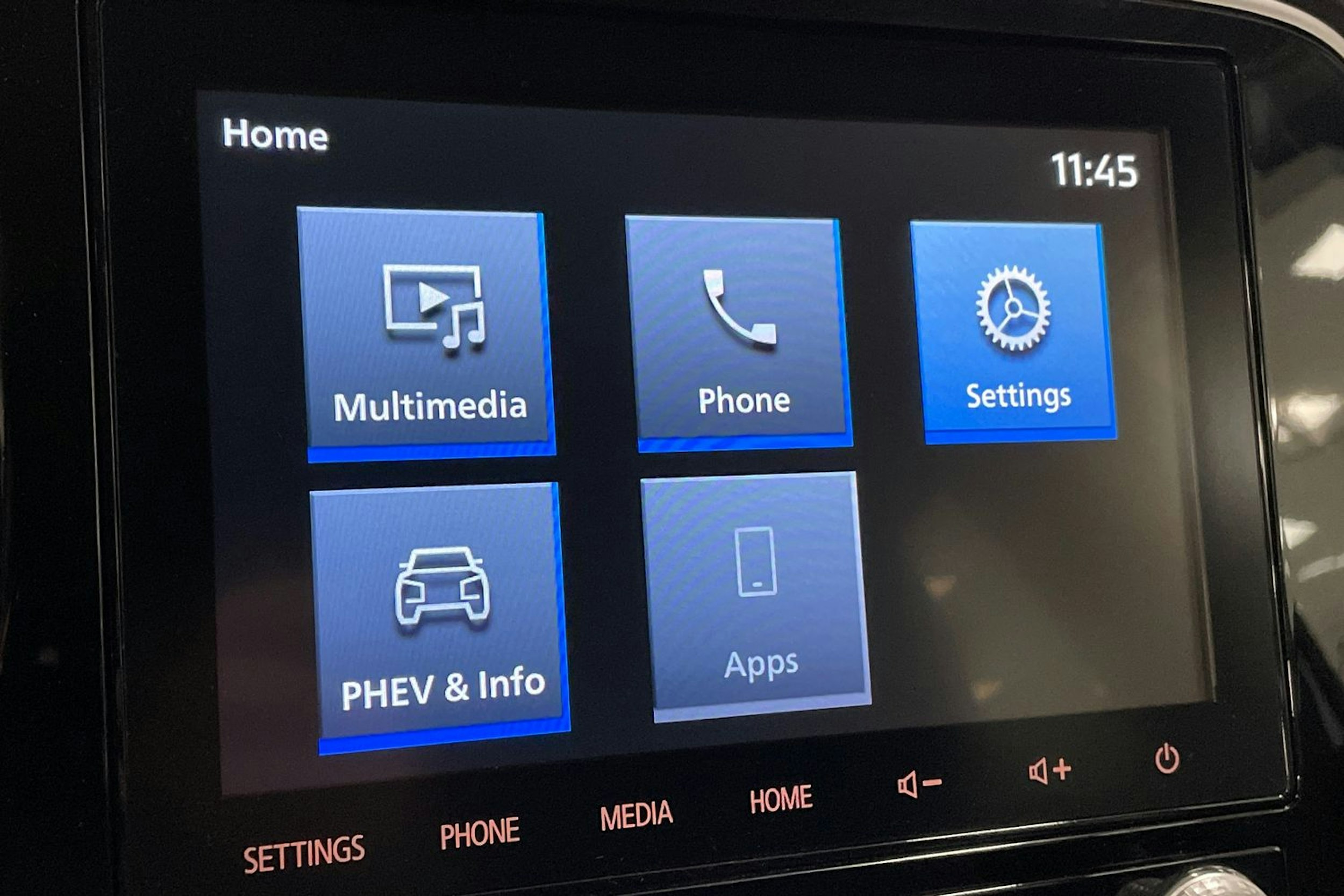 harmaa Mitsubishi Outlander PHEV 2020 kuva 22.