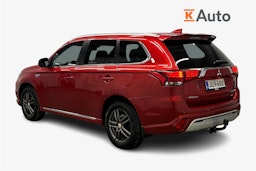 punainen Mitsubishi Outlander PHEV 2019 kuva 2.