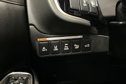 punainen Mitsubishi Outlander PHEV 2019 kuva 20.