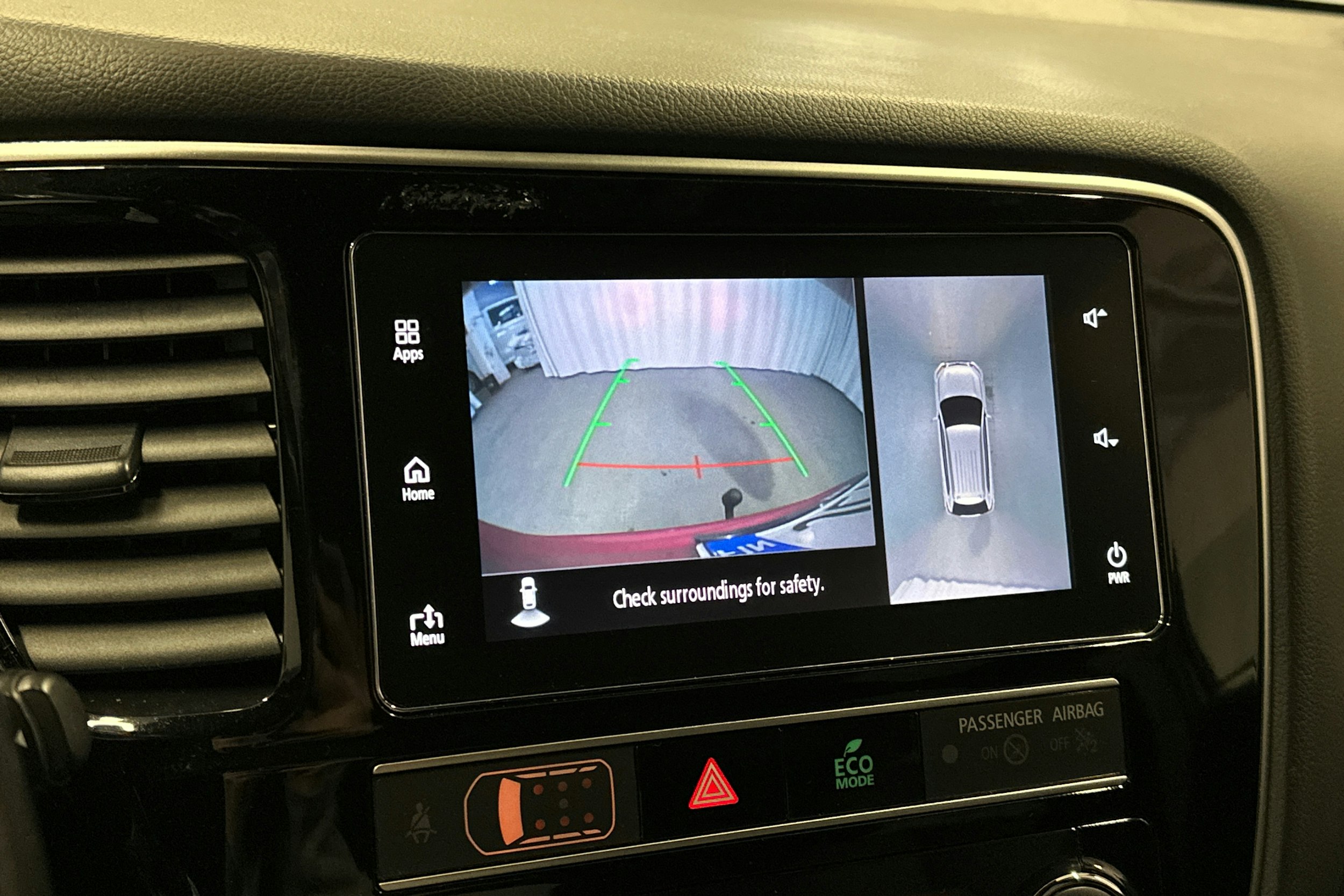 punainen Mitsubishi Outlander PHEV 2019 kuva 26.