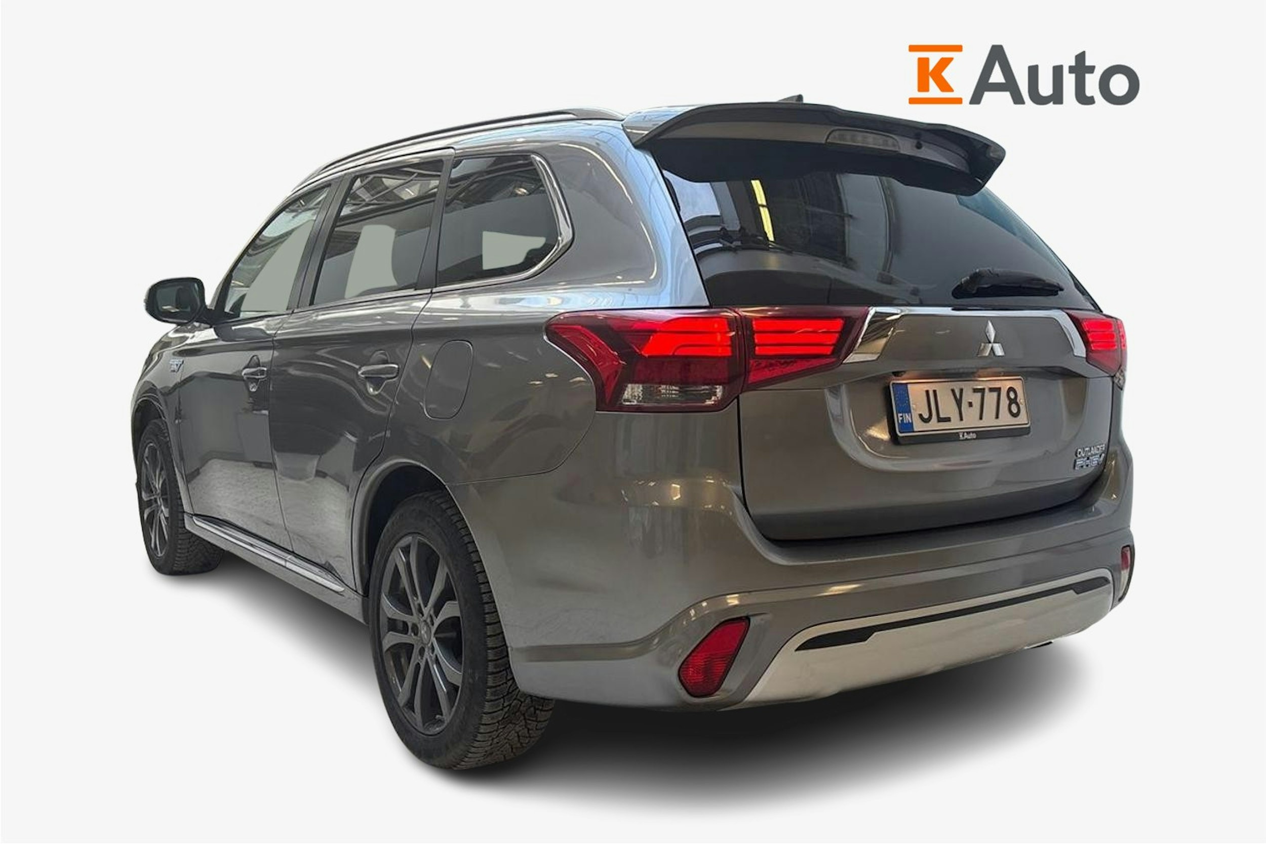 harmaa Mitsubishi Outlander PHEV 2019 kuva 2.