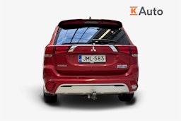 punainen Mitsubishi Outlander PHEV 2019 kuva 3.