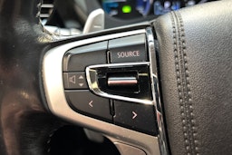 punainen Mitsubishi Outlander PHEV 2019 kuva 19.